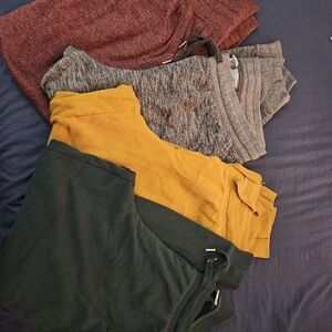 Old Navy Women's Track Pants & Joggers - Red, Gray, Yellow, Green